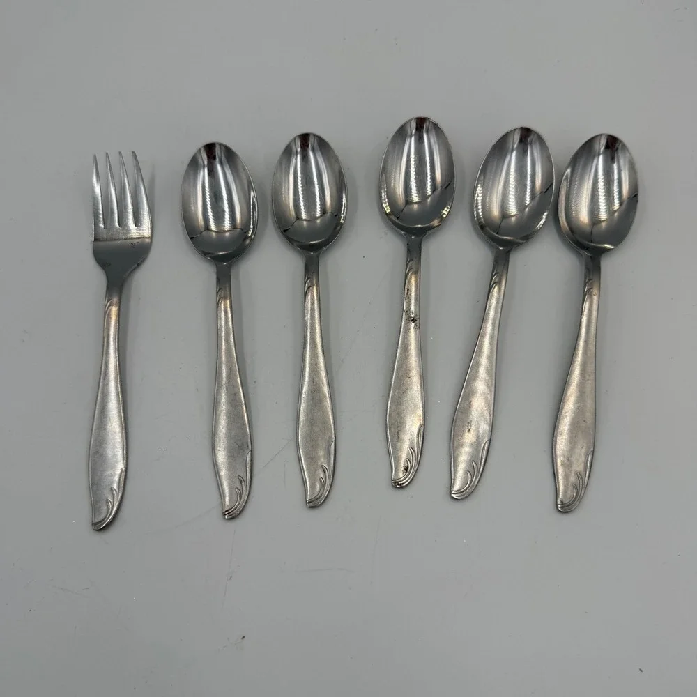 Silkyma Rostfrei Germany Stainless Flatware 6pc Set 5 Spoons 1 Fork Scroll Motif